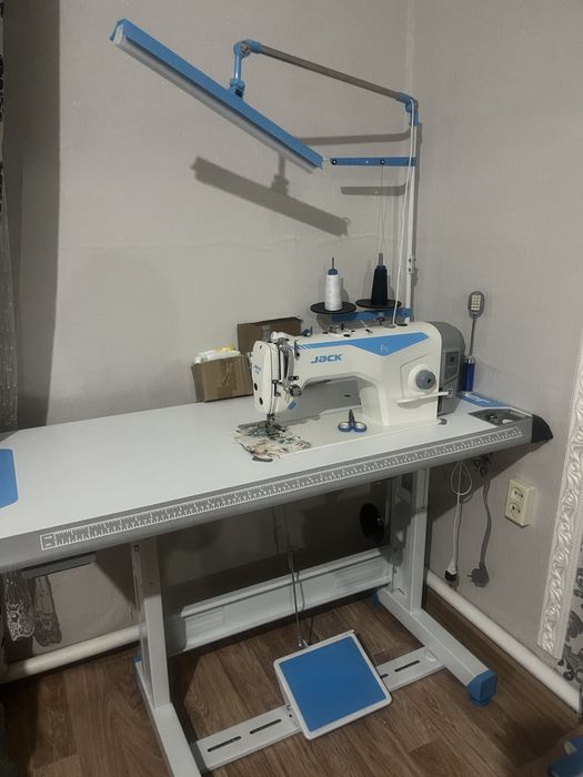 Продам F5 машинка