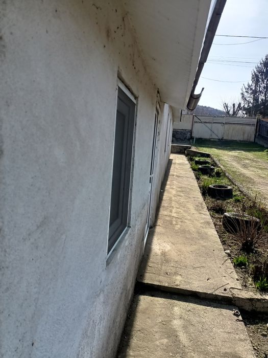 De vânzare casa + teren