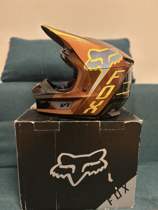 Casca Fox V1 Cntro Flo Orange Youth