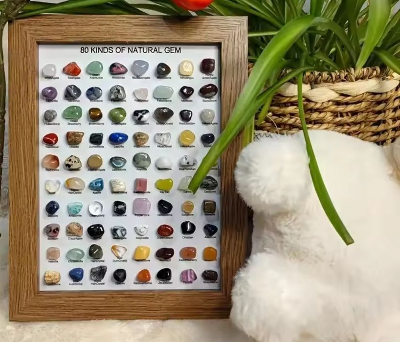 Пано с 80 натурални камъни - 42 лв