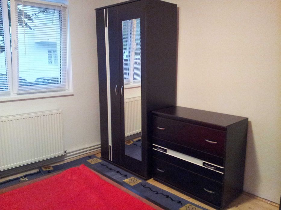 Inchiriez apartament 2 camere Marasti Str. Lacul Rosu