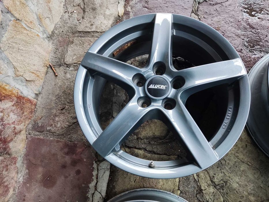 5x114,3 17 цола лети джанти Alutec 5x114,3 Hyundai Kia Mazda