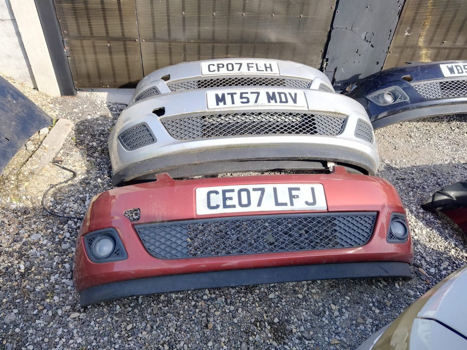 Bara fata usa geam aripa haion trager far stop oglinda Ford Fiesta