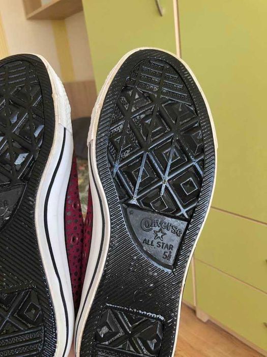 страхотни оригинални Converse