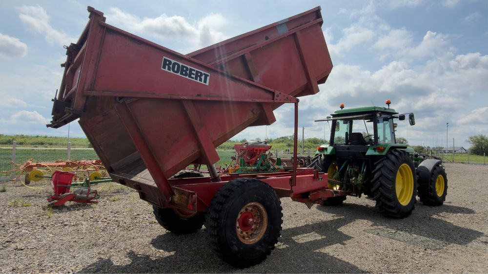 Remorca basculabilă agricolă tandem de 11 t Robert