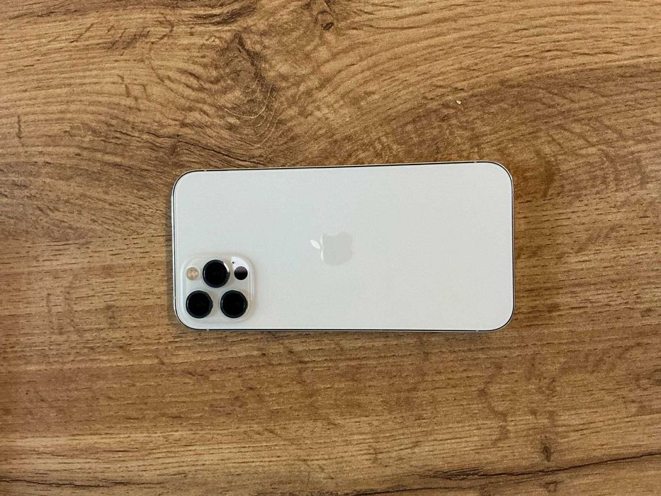 iPhone 12 Pro / 128GB