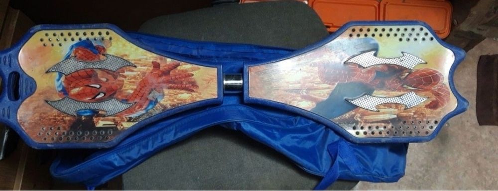 Скейт в отличном состоянии с чехлом