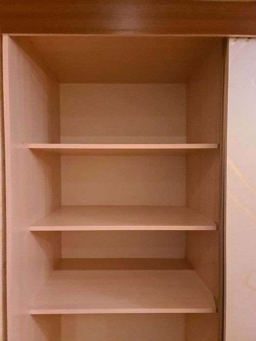 Продам шкаф купе.