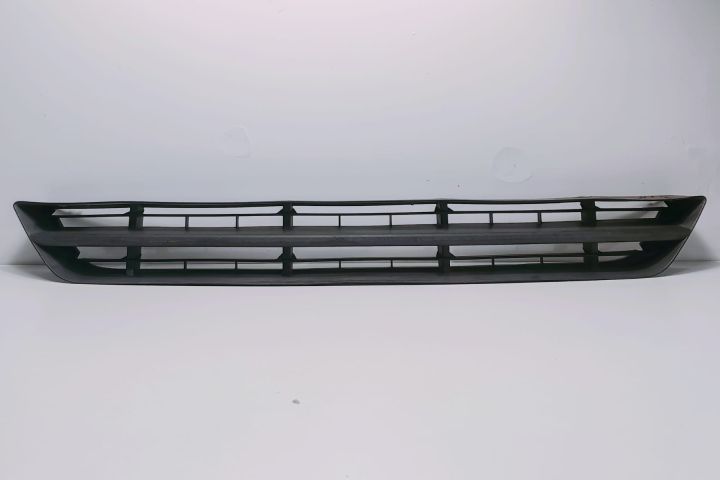 Grila bara fata 2M51A018A58ADW Ford Focus prima generatie