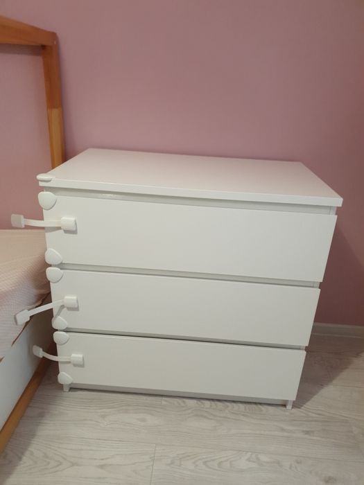 Mobilier camera copii, pat Kura Ikea, reversibil + saltea Malfors / du