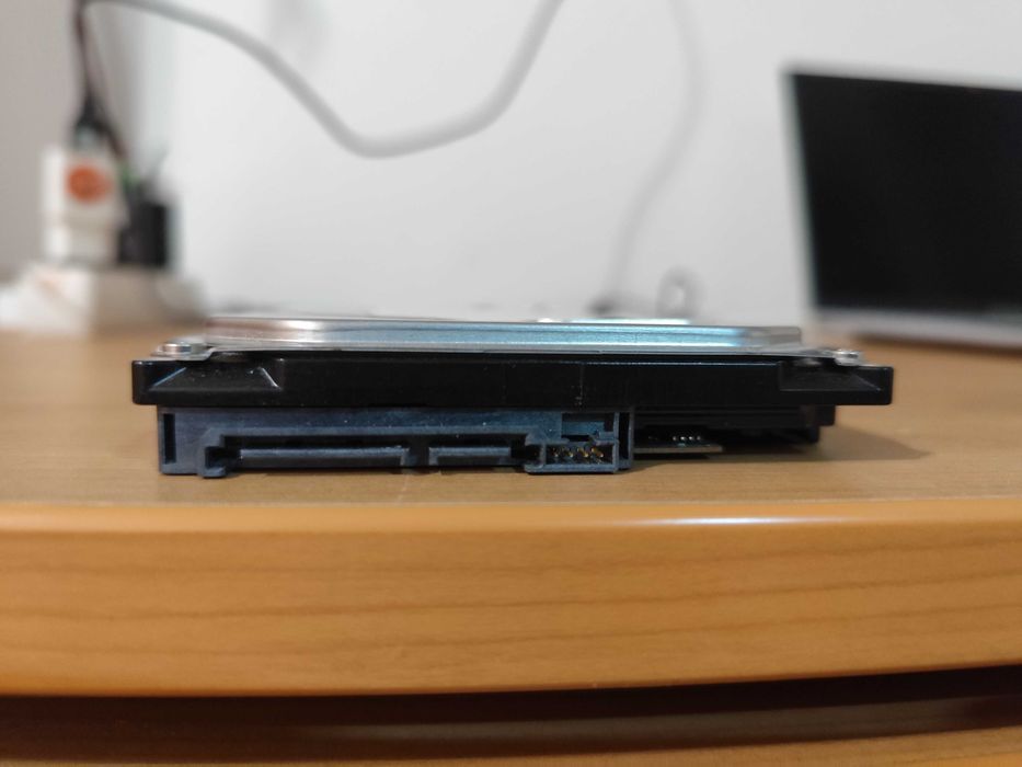 HDD Seagate Barracuda 500 GB+ cablu
