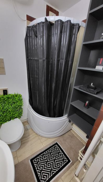 Vand apartament 2 camere