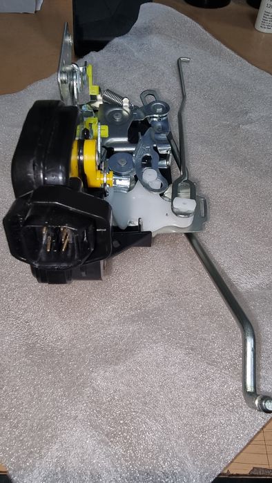 Предна лява брава за Хюндай Тусон 2004-2010.