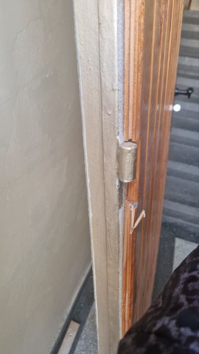 Входна врата от апартамент