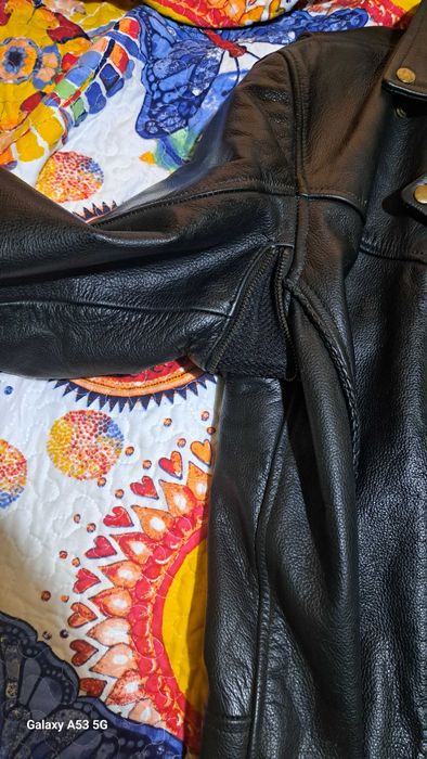 Кожено мото яке.