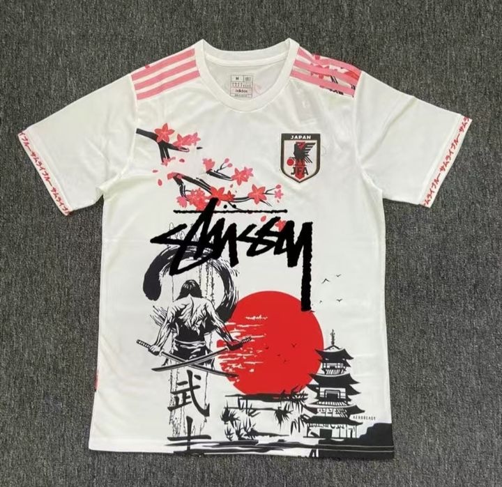 кофта и футболки