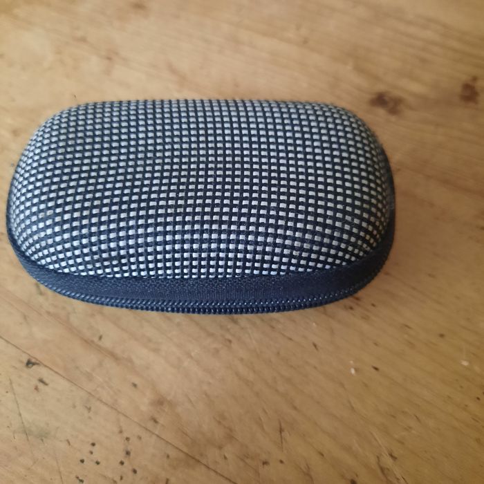 Продавам  згаваеми очила +1.5д