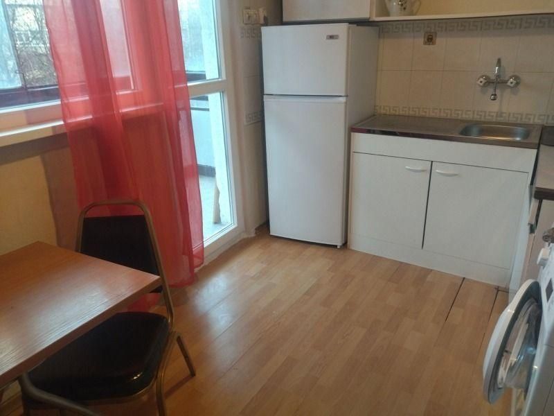 Дава се под наем Двустаен апартамент в София, Лозенец - 86 кв.м за 608.43 € - Снимка #2