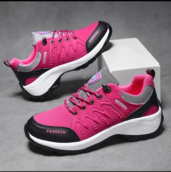 Продам кроссовки 37 размер.