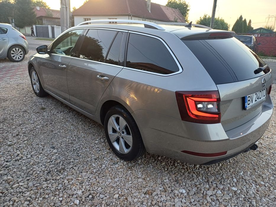 SKODA Octavia 2020 — imagine 4