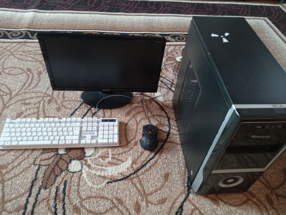 Продам компьютер офисный,торг