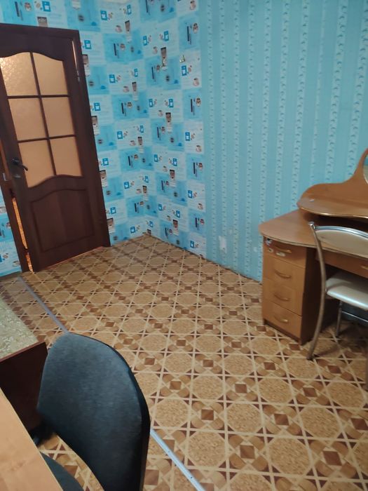 Сдам комнату в общежитие район уюта,.