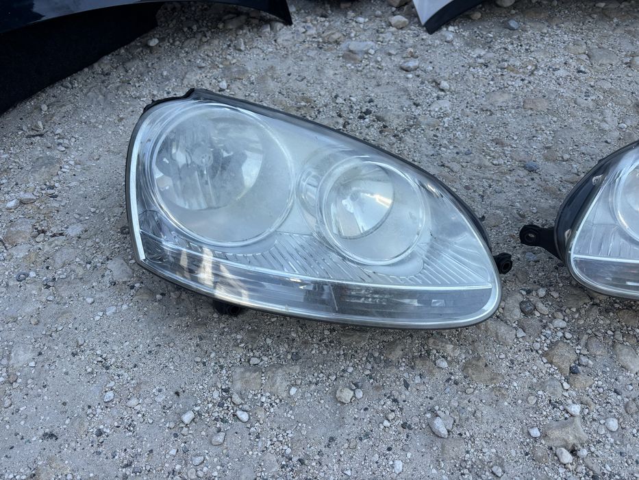 Оригинални фарове за VW голф 5 2003- 2009г