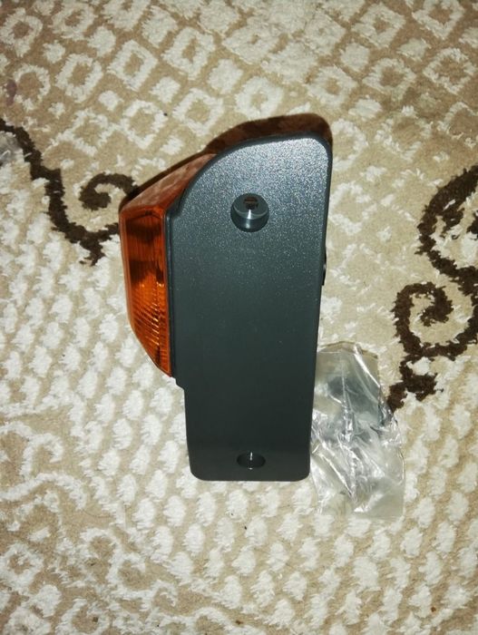 Продам поворотник на ивеку