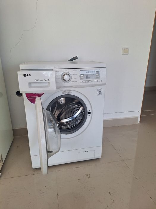 Продам стиральную машинку