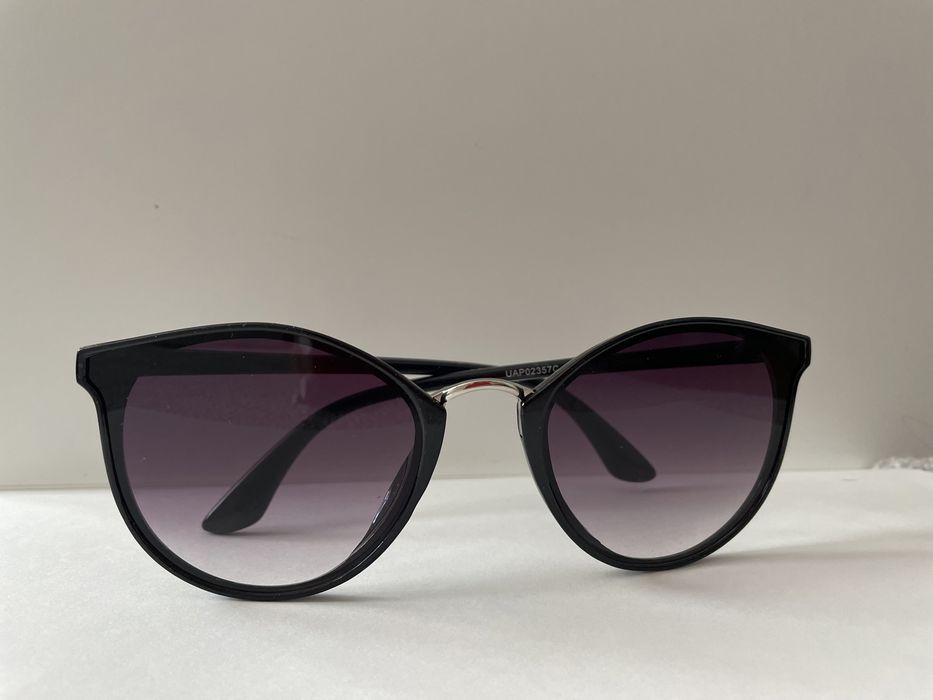 Слънчеви очила черни