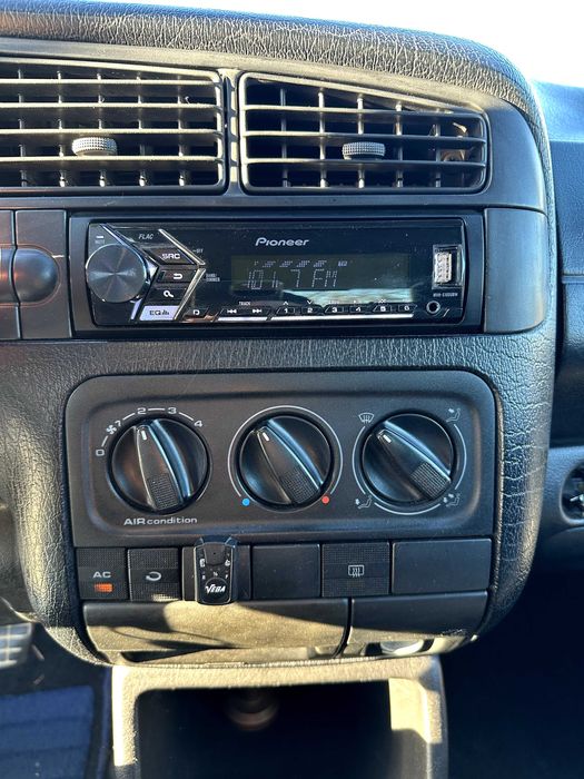 VW Golf 3 GT 1.6 ГАЗ/Бензин 101 коня