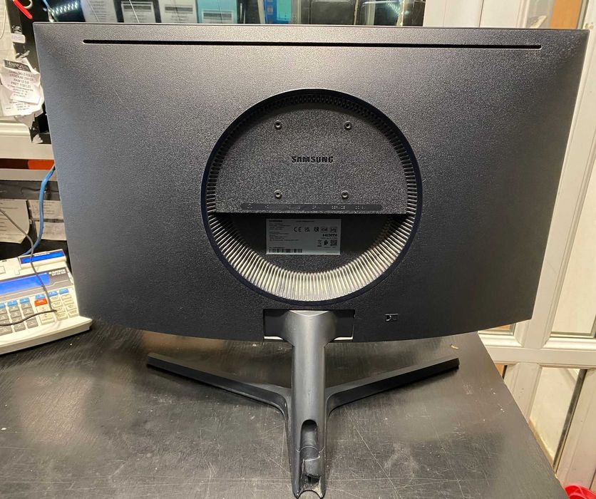 Hope Amanet P3 Monitor Samsung Odyssey 27" C27RG50FQR 240Hz