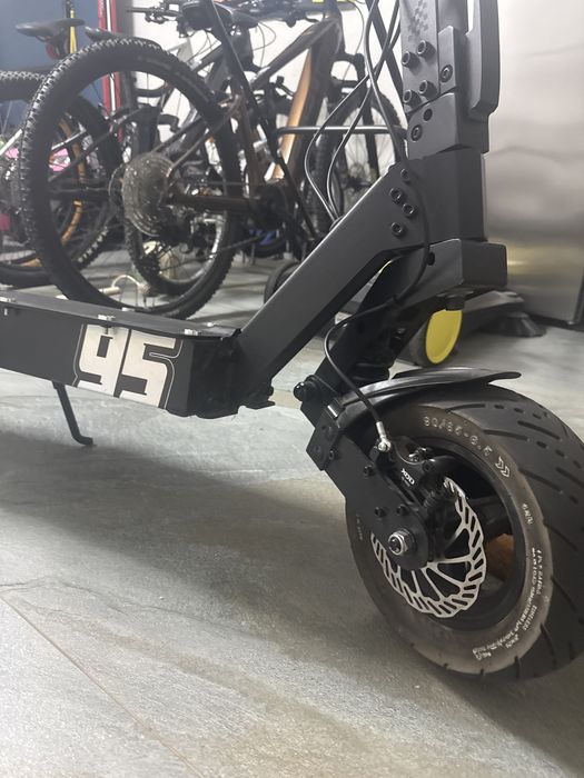 Trotineta kukirin G4
