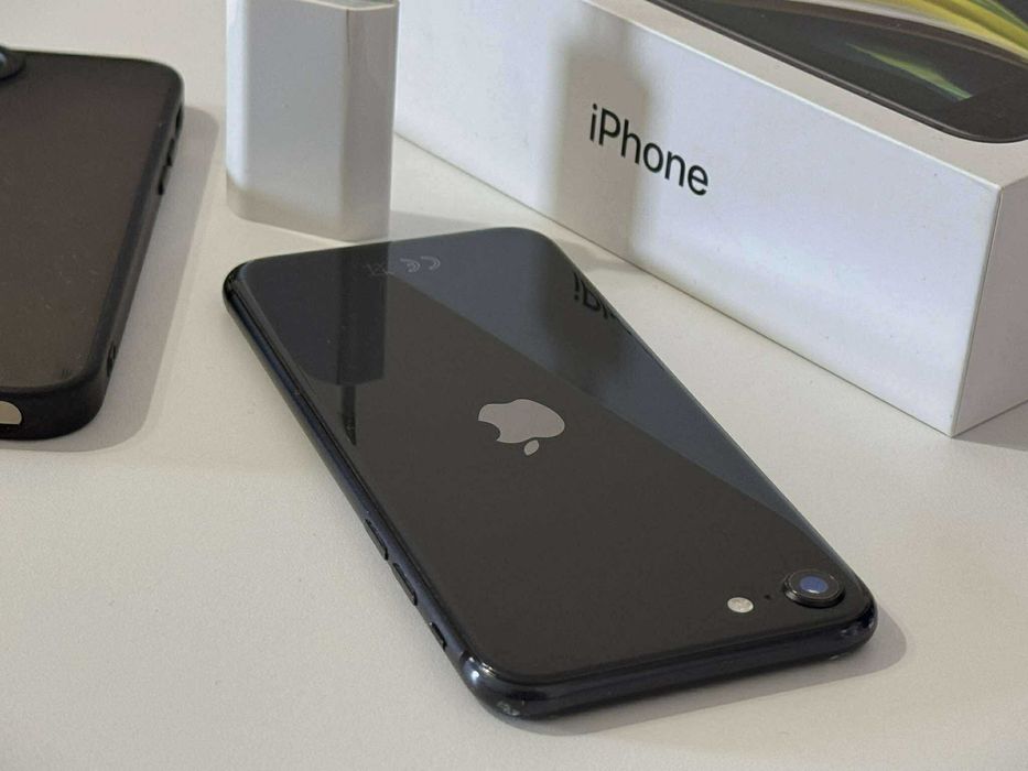 Бартер! iPhone SE 2020 Black (Черен)