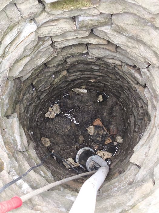 Почистване на кладенци и отпушван е на дамари