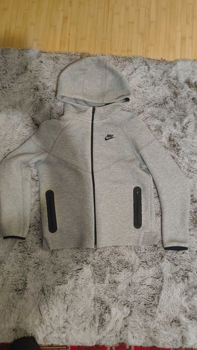 Tech fleece горнище оригинално