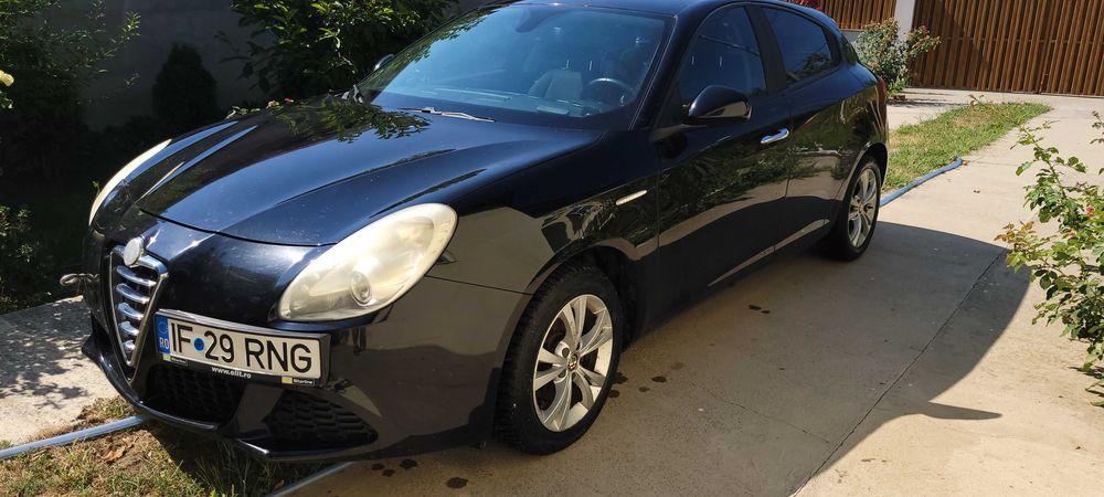 Vand - Alfa Romeo Giulietta, masina se poate vinde si pentru RABLA