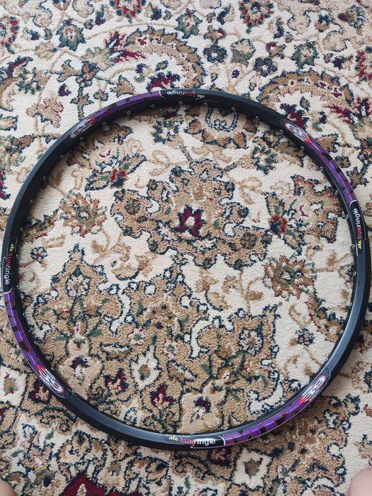 Продам втулку и обод