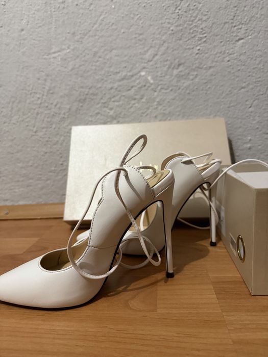 Високи токчета за сватба