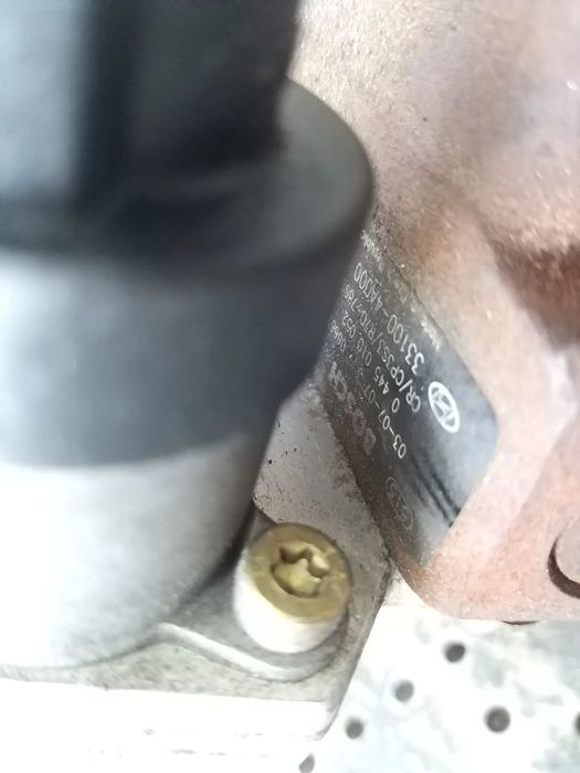 Pompa inalta presiune 2.5 crdi kia sorento 1 jc 0445010052 331004a000