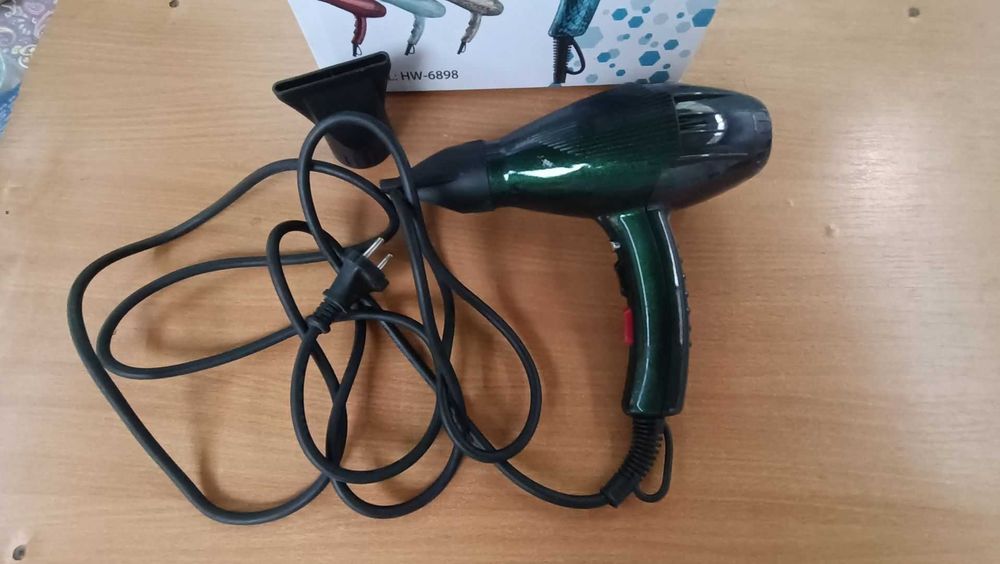 Фен для волос профес. Hairwins HW-6898, новый