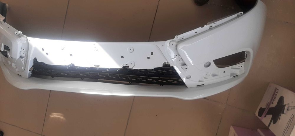 Бампер перед веста