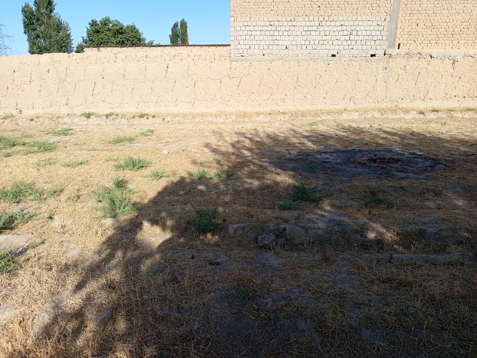 Qurilish uvhun ochiq maydon