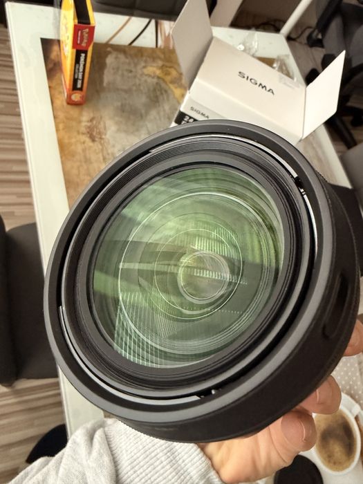 Обектив Sigma 24-70mm f/2.8 DG DN Art I за Sony