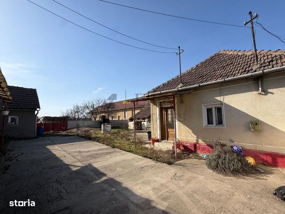 Casa cu 2195 mp teren in Cihei - Str. Mare