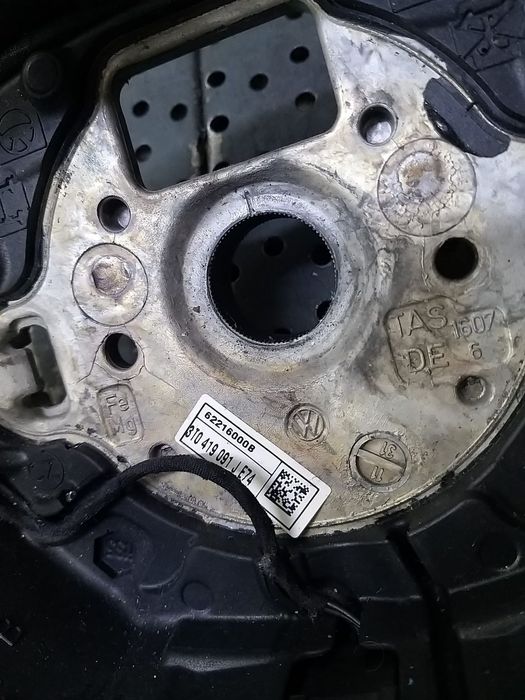 Volan piele cu comenzi skoda yeti 5l 3t0419091j