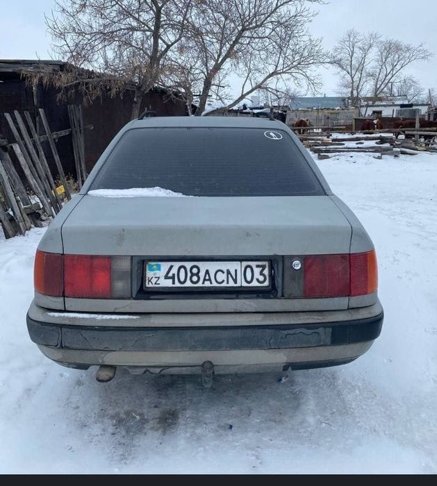 Ауди 100 с4 с хорошим состоянием