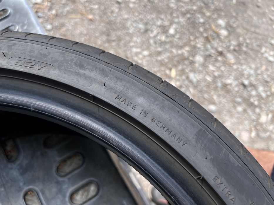 225/40/18 2 броя летни гуми SAVA GERMANY като нови 7мм Дот 23