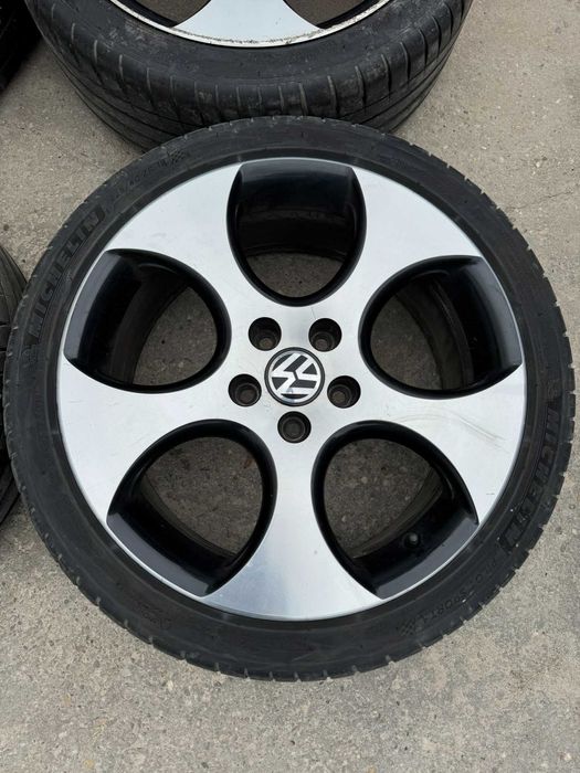 Jante Golf 6 GTI 18" 7,5J Diamont cut