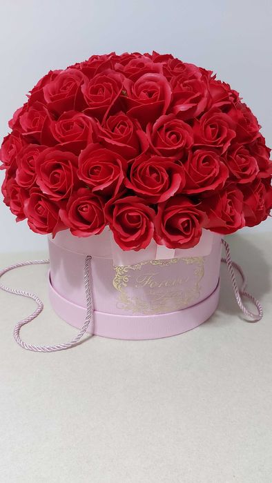 Aranjament 101 TRANDAFIRI + felicitare